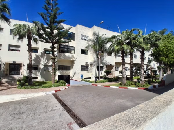 Affitta questo appartamento ad Aviation Mabella. 2 camere. Frigorifero