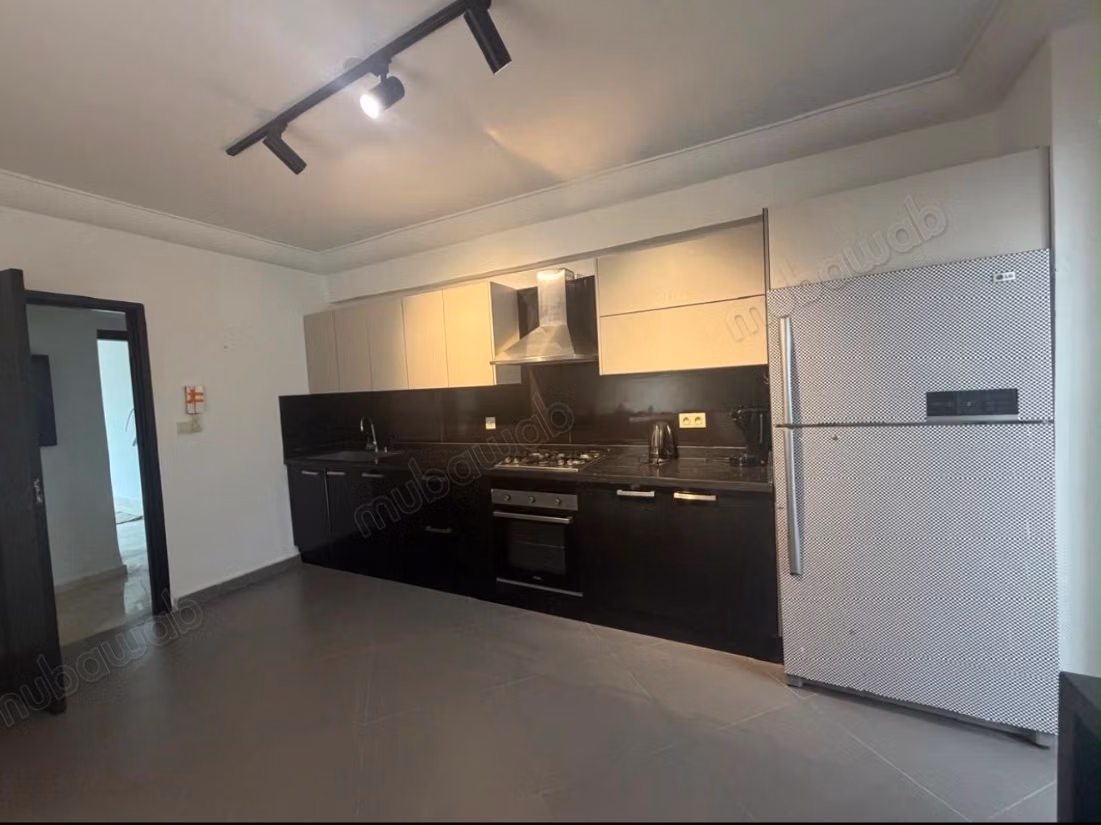 Appartement à louer à Palmier. 
Superficie 150 m². 
Bien meublé