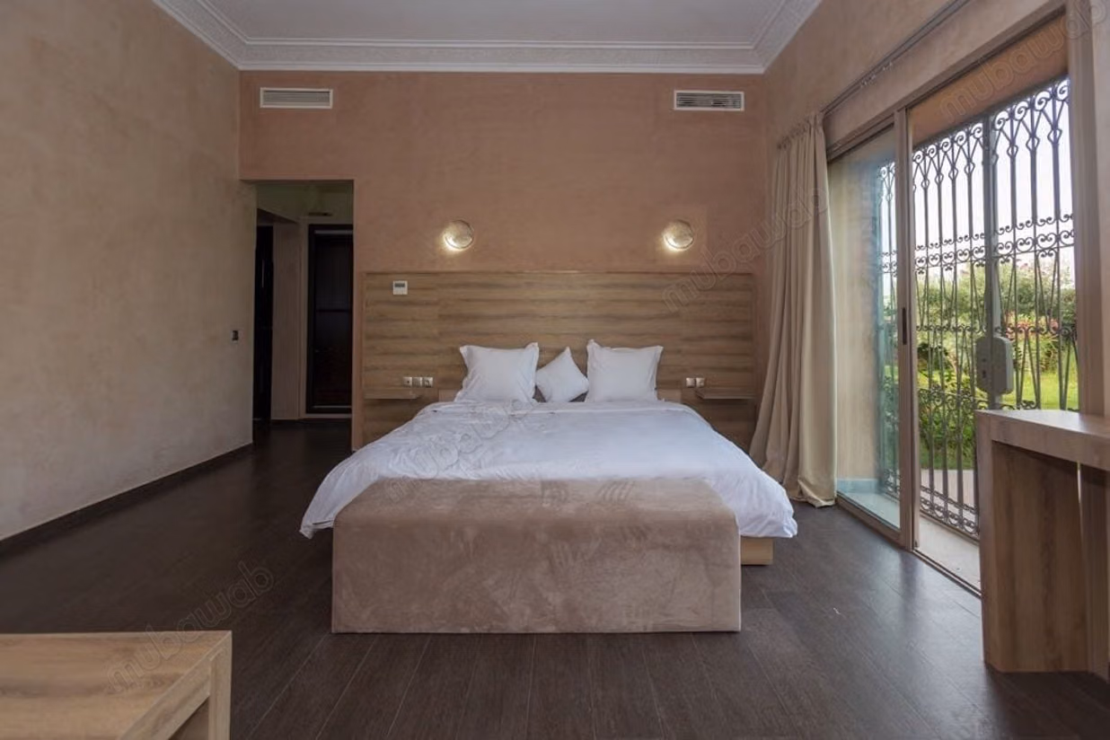 Villa de 6 suites avec piscine à louer