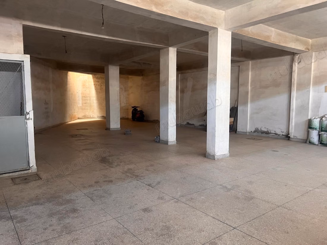 Beau local commercial en location à Hay Dakhla.
Surface de 150 m²