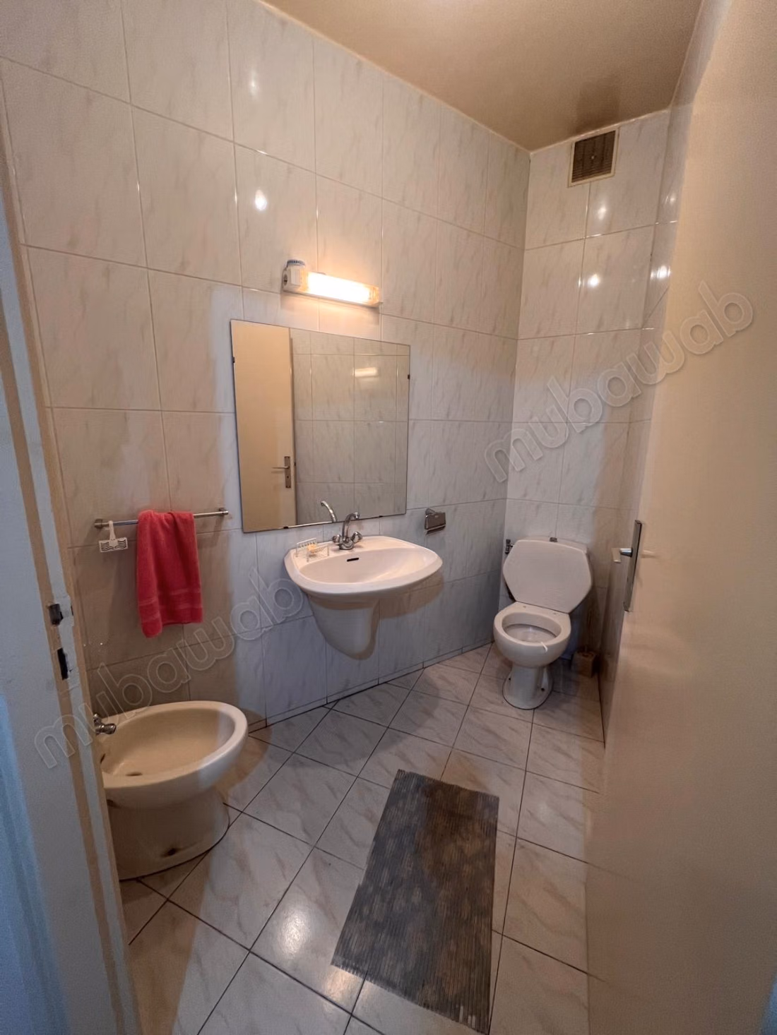 Affitto di uffici a Hay Dakhla. Superficie di 135 m². Grande terrazza