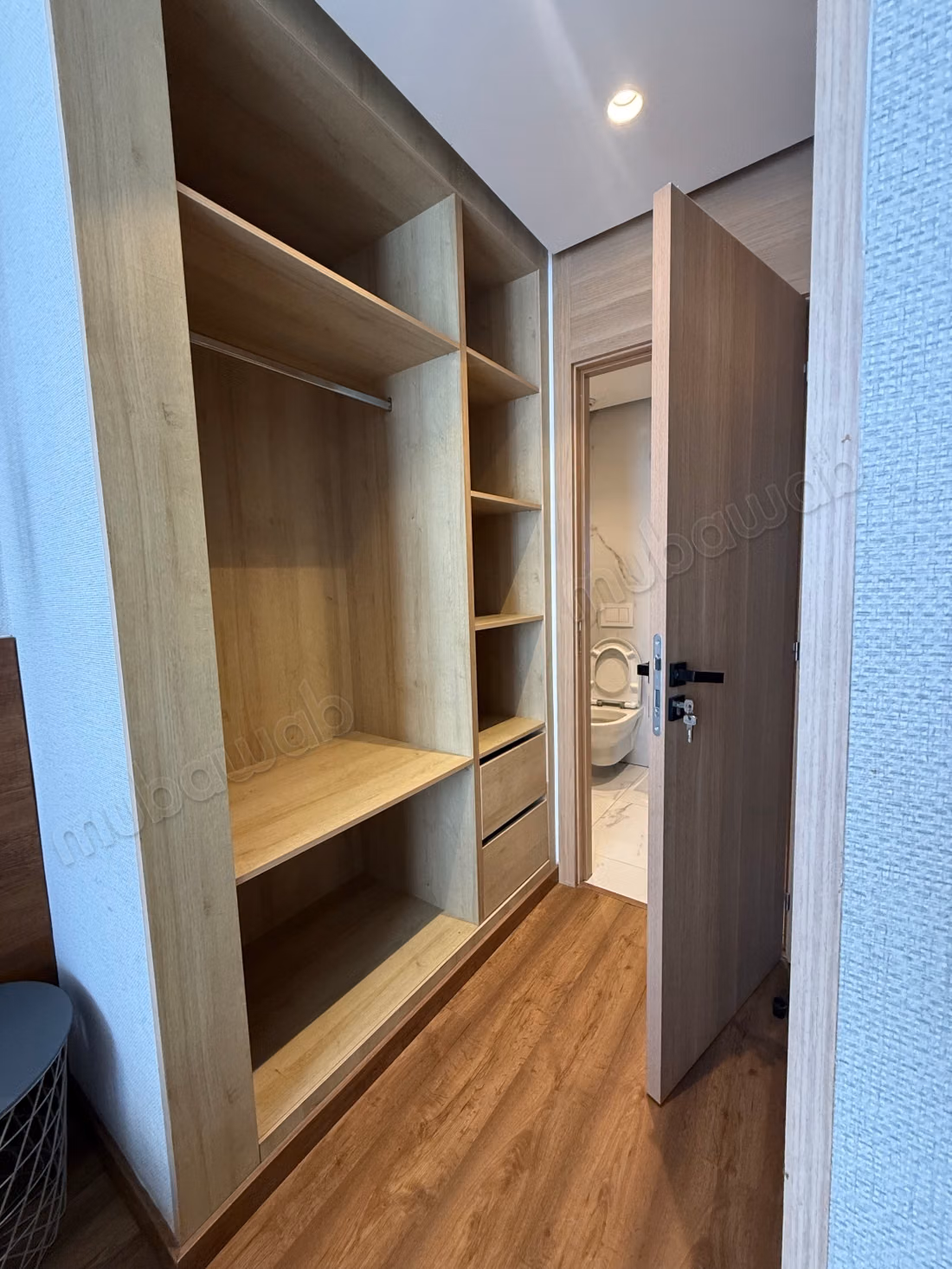 Vend appartement à Palmier. Surface totale 38 m². Chauffage central et porte blindée