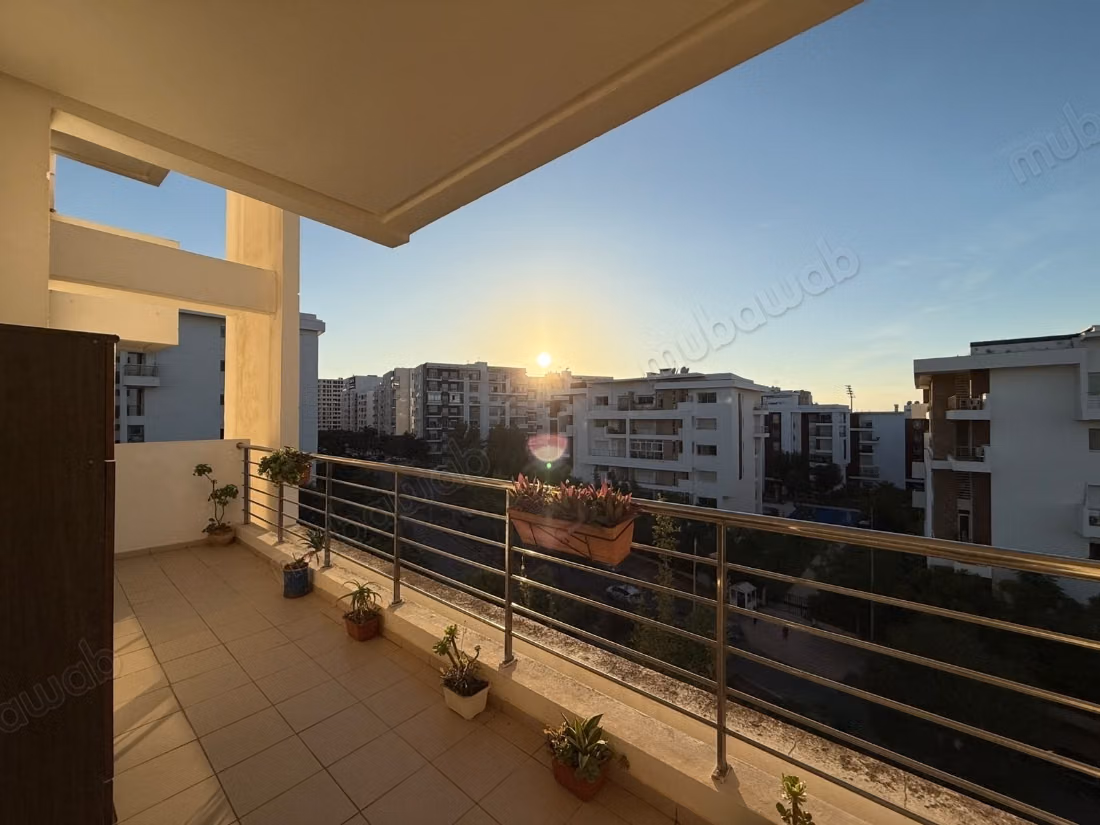 Appartement te huur in Riyad. Oppervlakte van 170 m². Goed ingericht