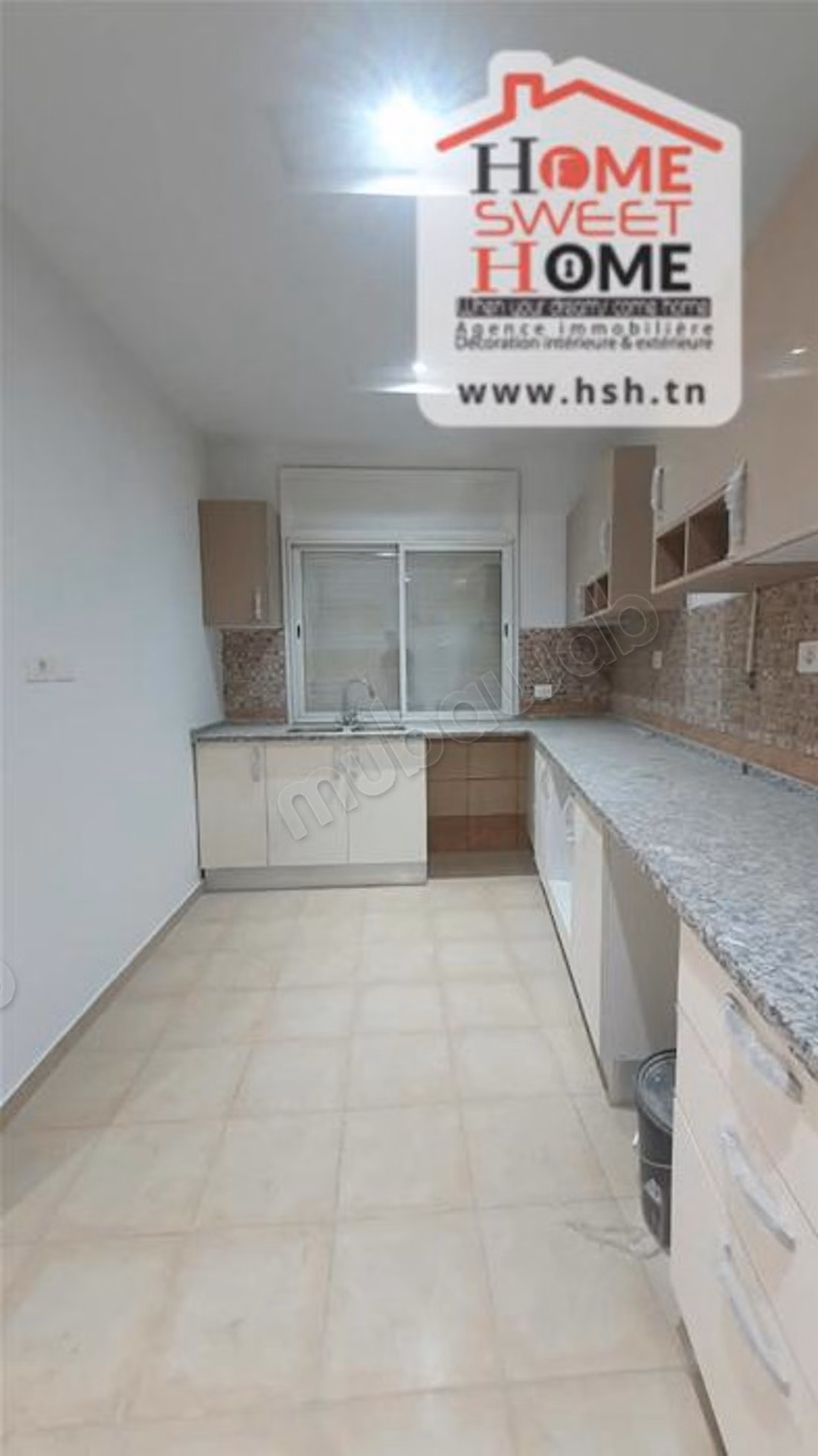 Bureau H3 Lori à louer à Ain Zaghouen Nord
