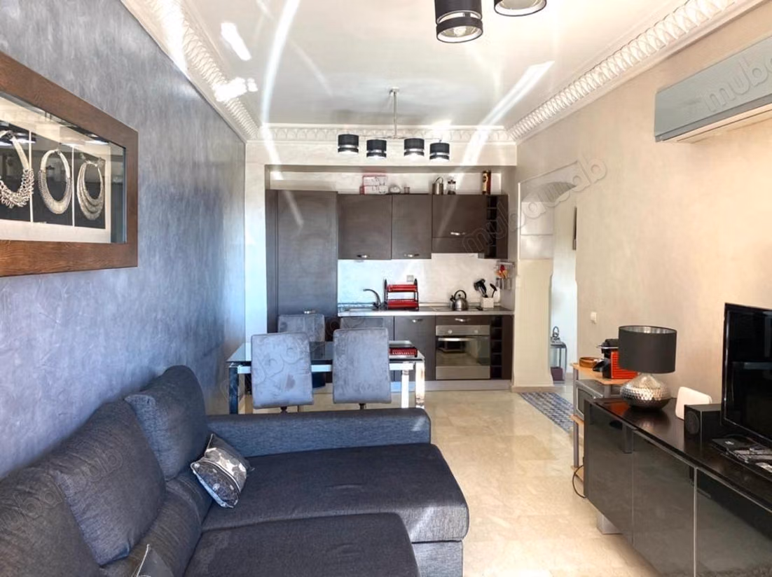 Appartement à louer à Guéliz. 2 pièces confortables. Avec ascenseur et espace vert