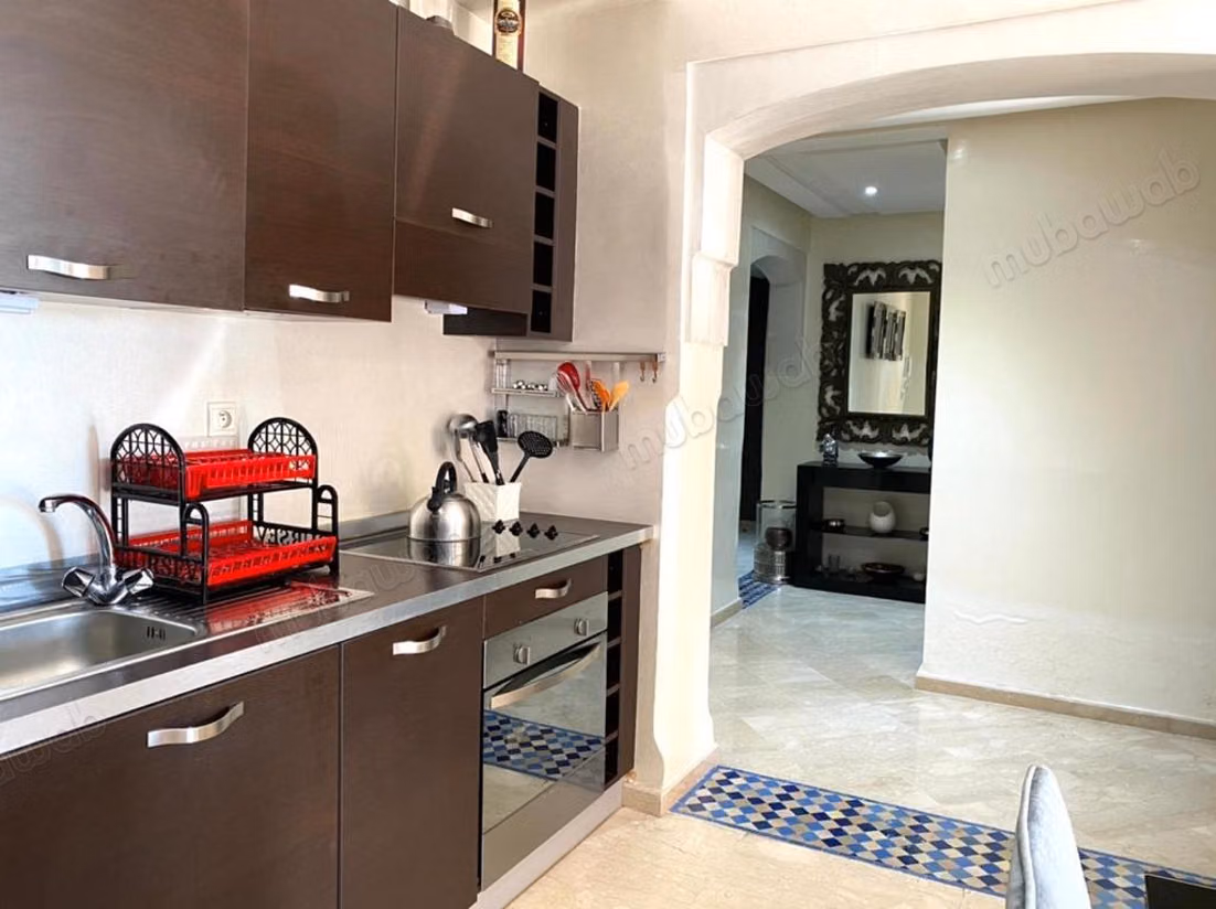 Appartement à louer à Guéliz. 2 pièces confortables. Avec ascenseur et espace vert