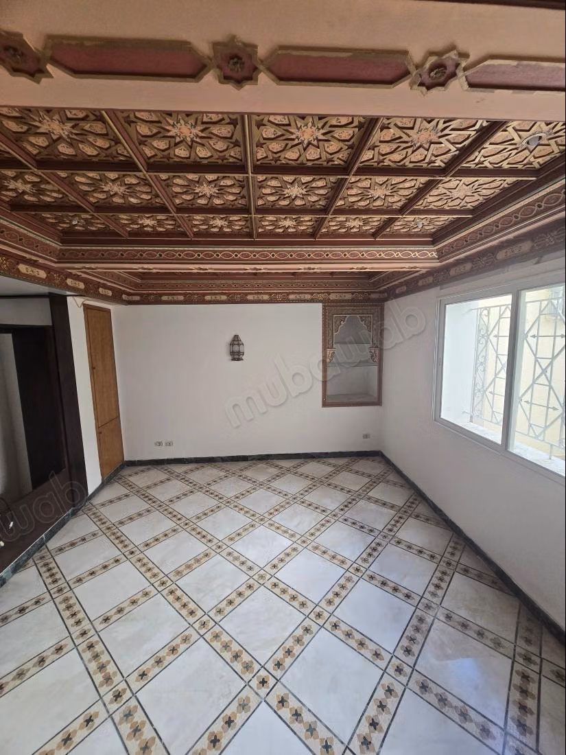 فيلا للبيع أو الإيجار في قرطاج
