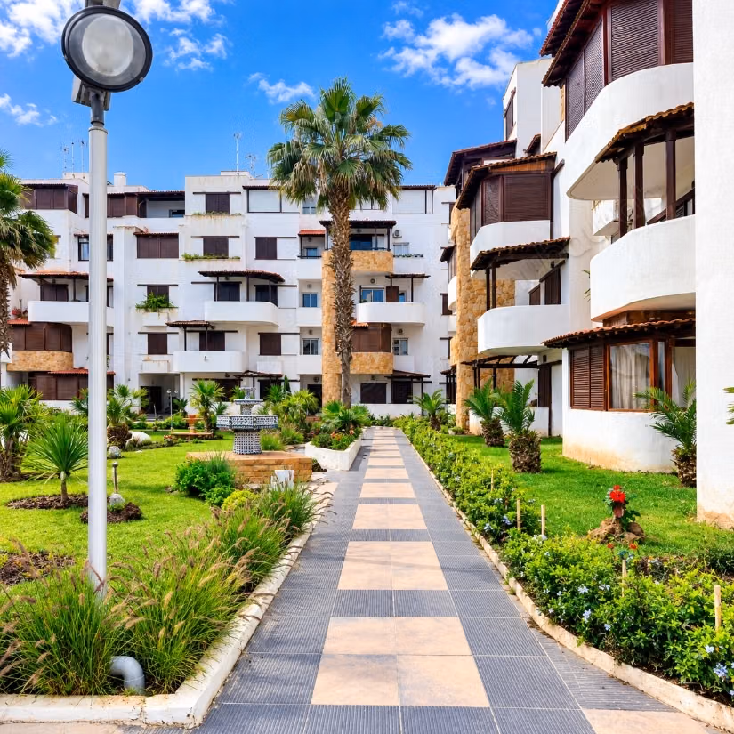 Appartement enregistré à vendre à Martil près de la plage