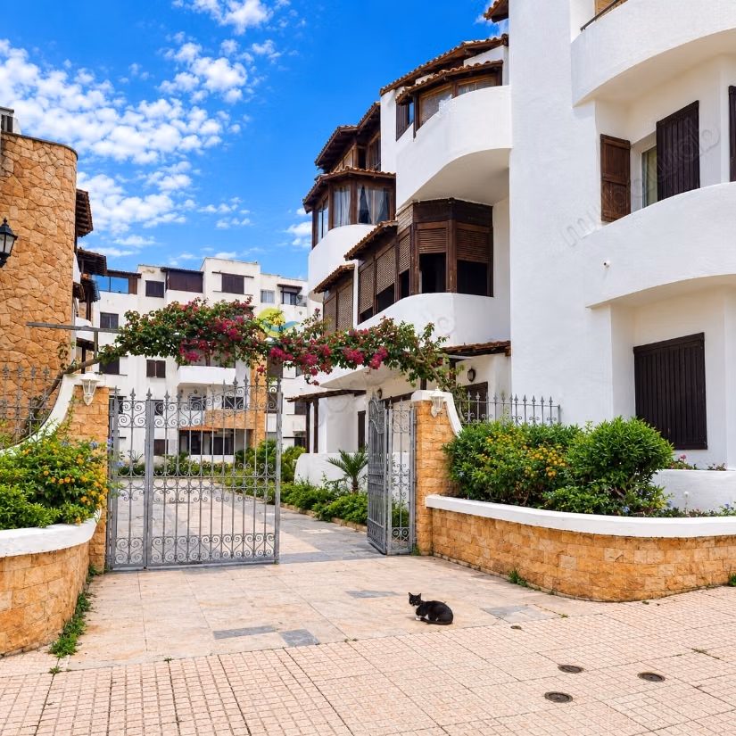 Appartement enregistré à vendre à Martil près de la plage