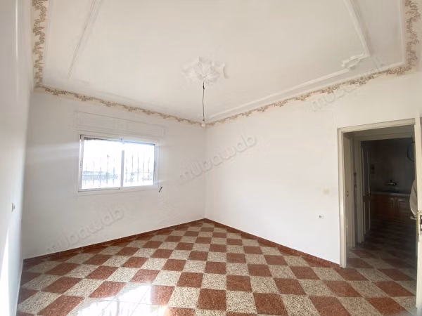 Empty apartment for rent on Rabat road in Tangier