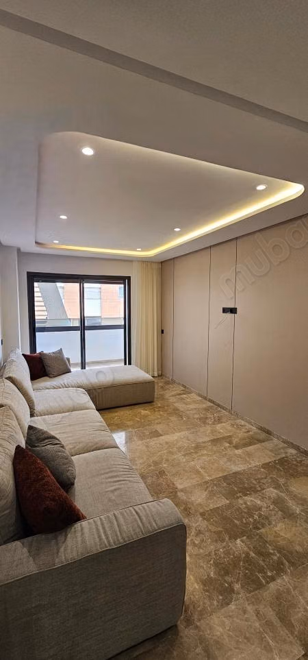 Appartement haut standing à vendre près du lycée Abdelkhalek Torres – Tanger