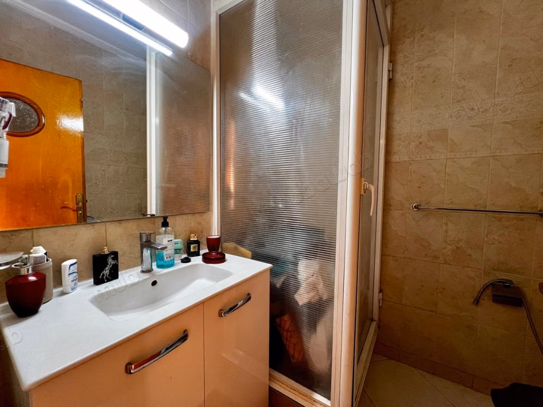 Appartement 3 ch à vendre 
Sup De Co