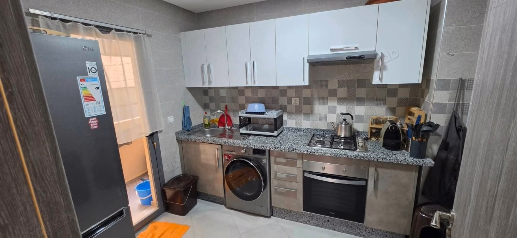 Superb apartment for rent in Qawacem