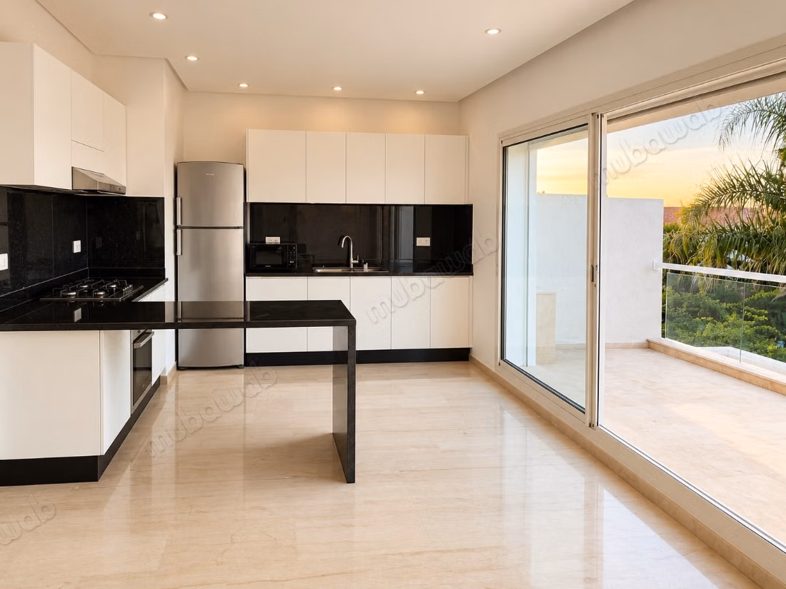 Fully Renovated Villa with Private Pool for Rent – Harhoura Centre