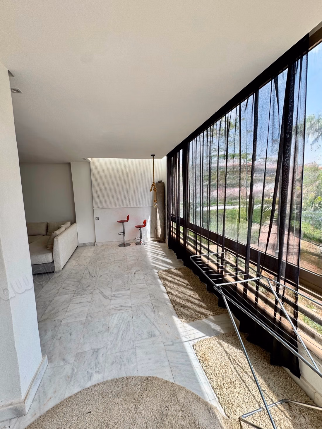 Alquiler de magnífico apartamento en Avenida Mohamed VI Marrakech. Superficie de 109 m². Amueblado
