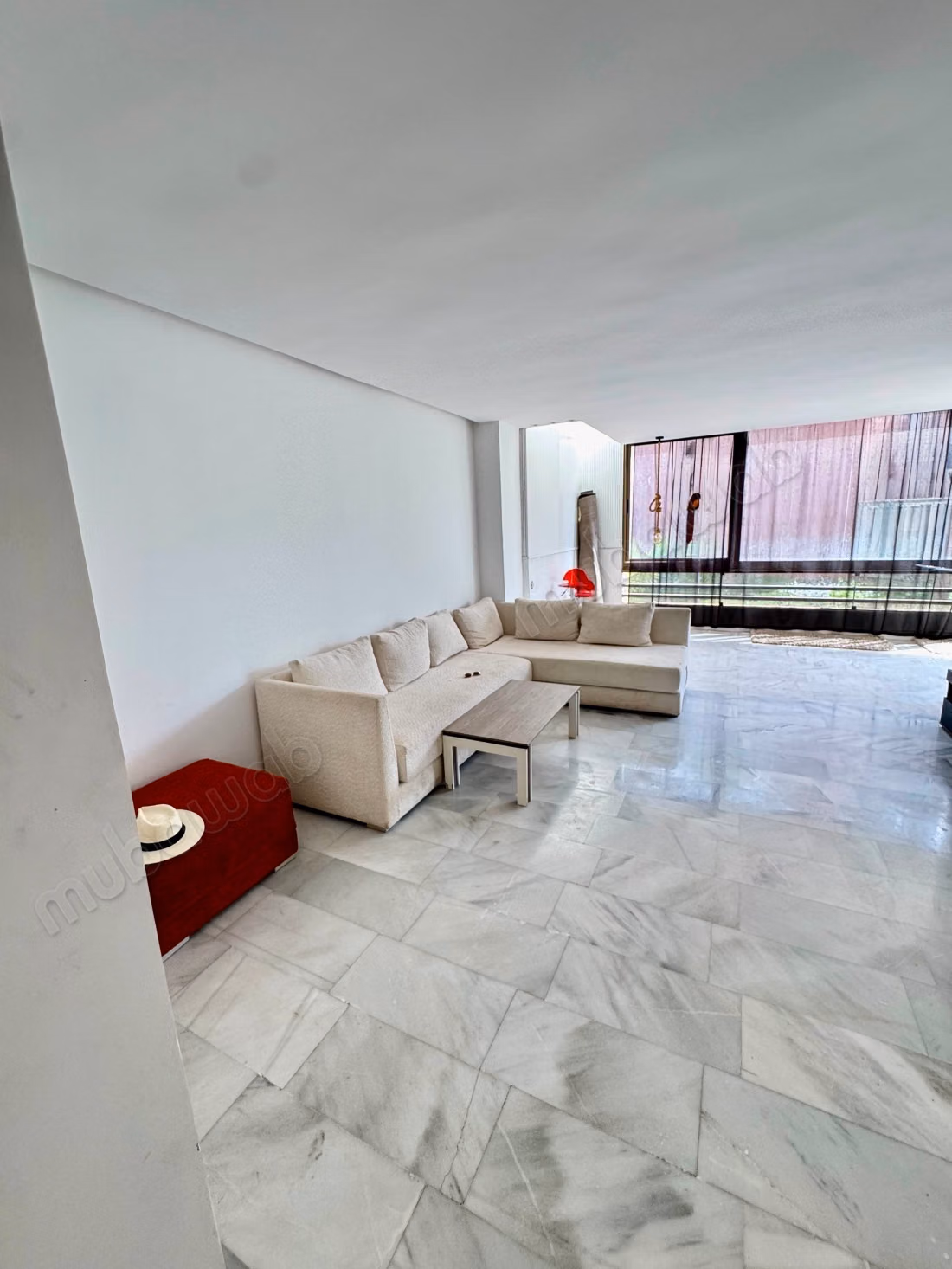 Alquiler de magnífico apartamento en Avenida Mohamed VI Marrakech. Superficie de 109 m². Amueblado