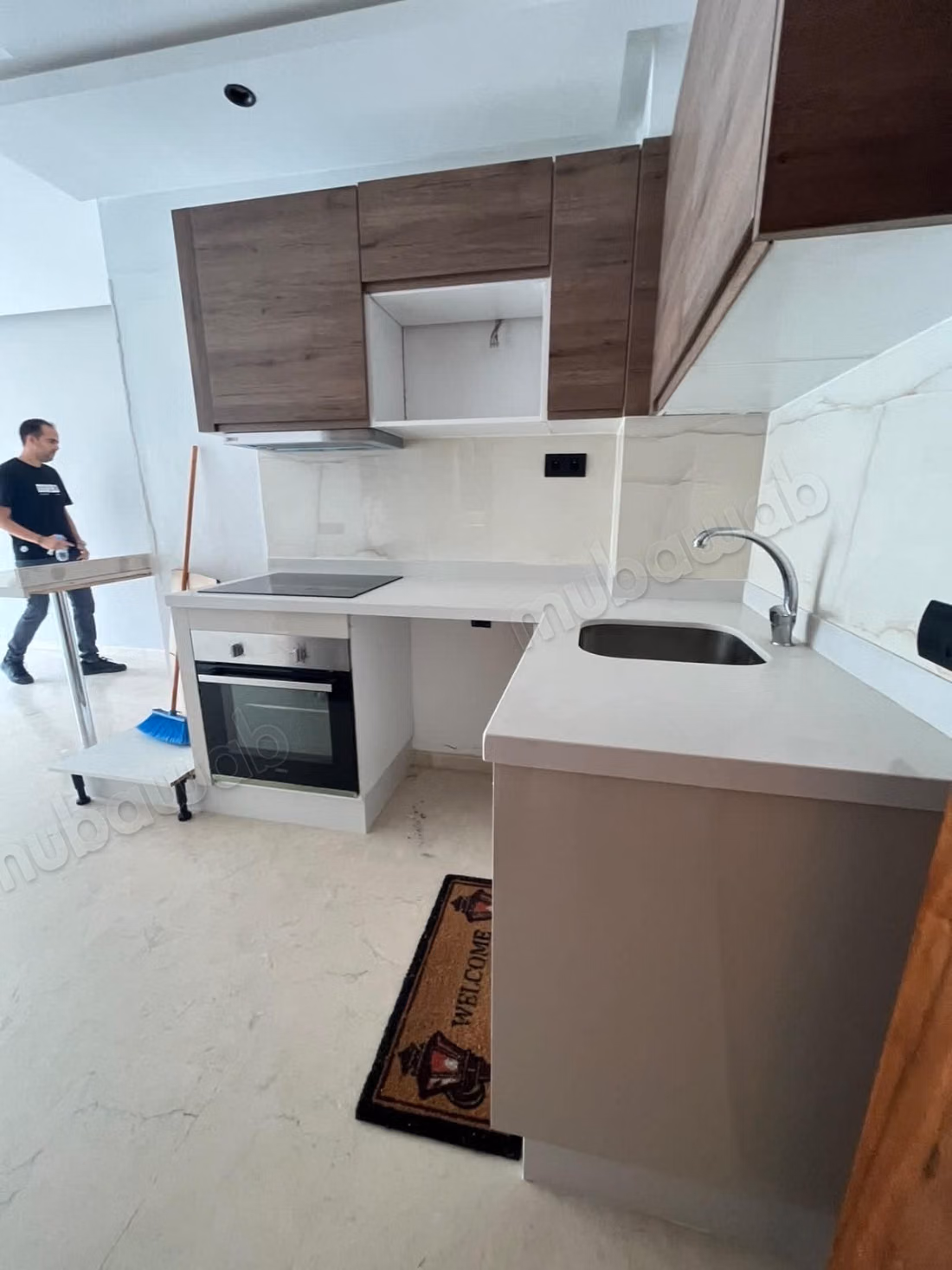Tres joli studio vide