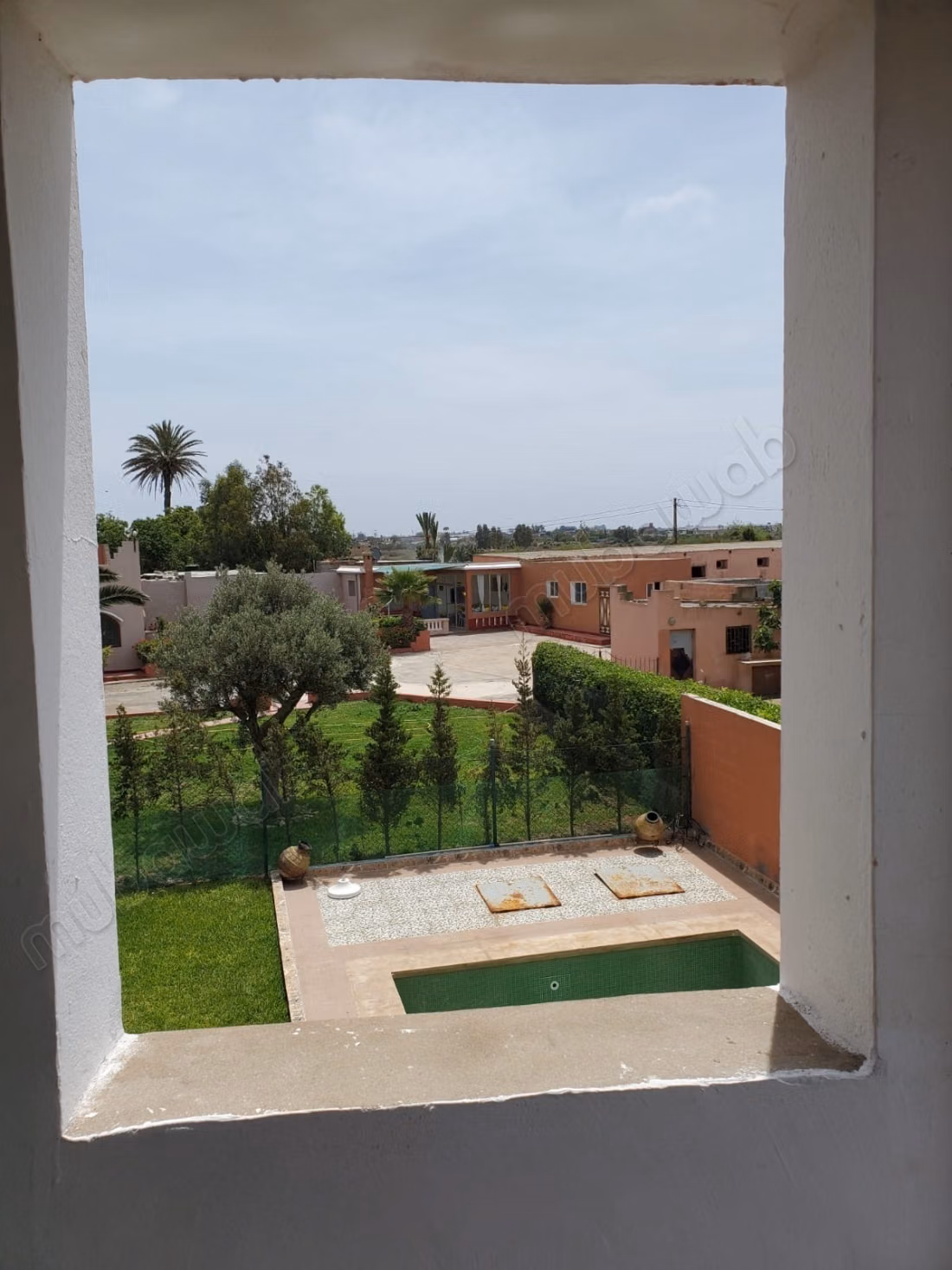 Jolie ferme à vendre à Darbouazza. Superficie 3000 m². Sécurisé 24/24