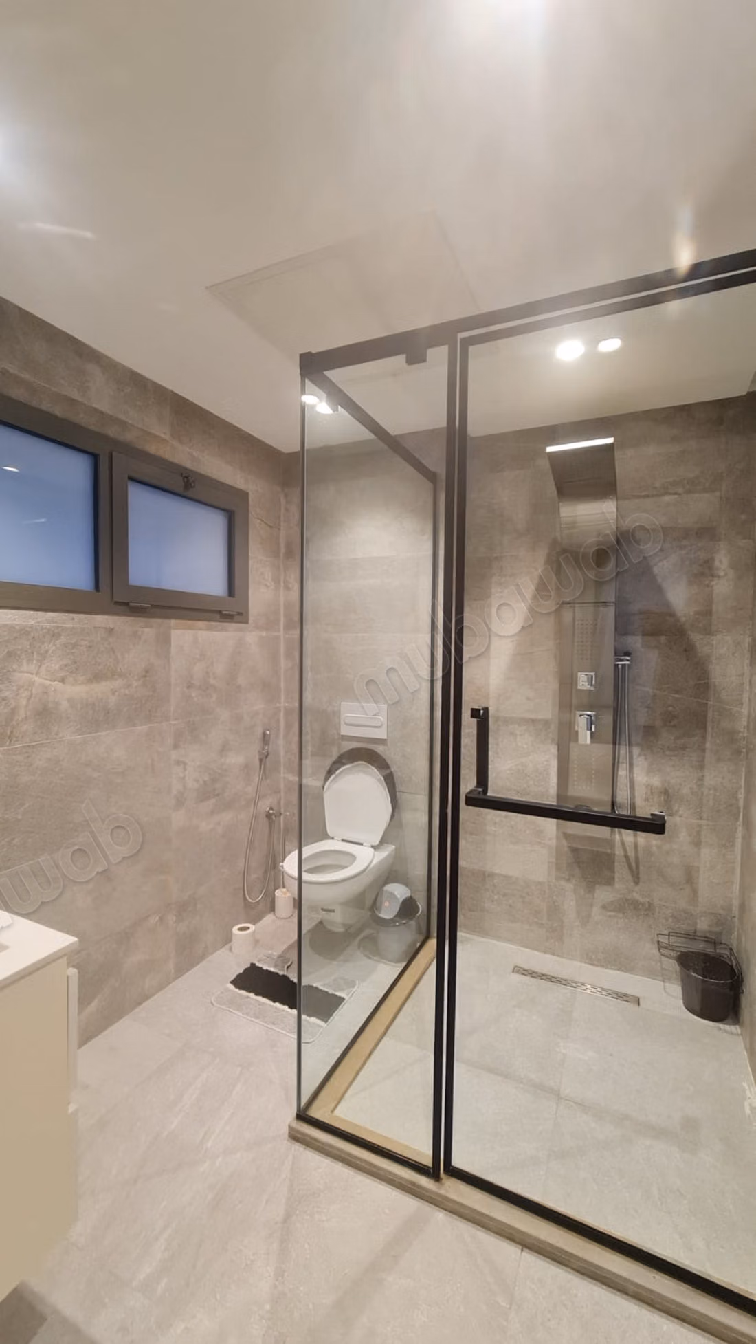 Louer un appartement à Saniya. 3 chambres. Meublé