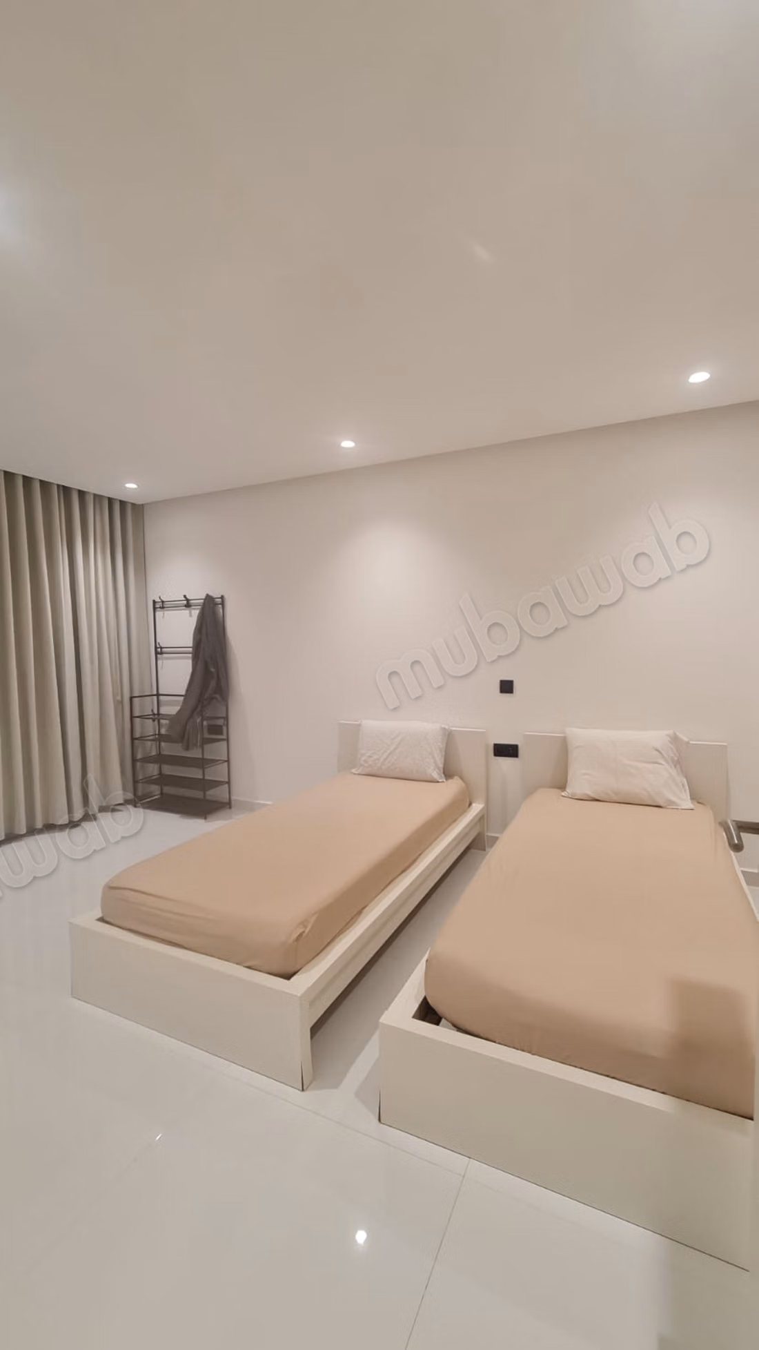 Louer un appartement à Saniya. 3 chambres. Meublé