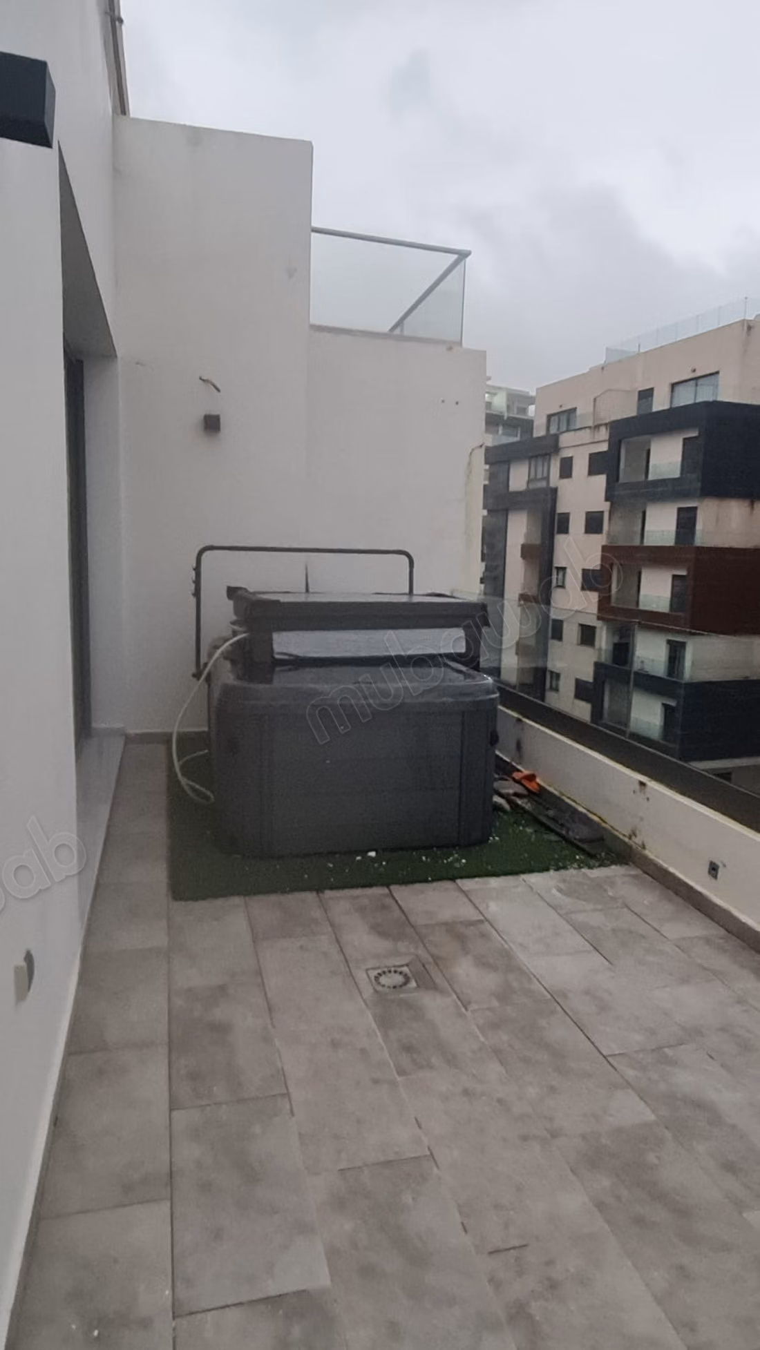 Louer un appartement à Saniya. 3 chambres. Meublé