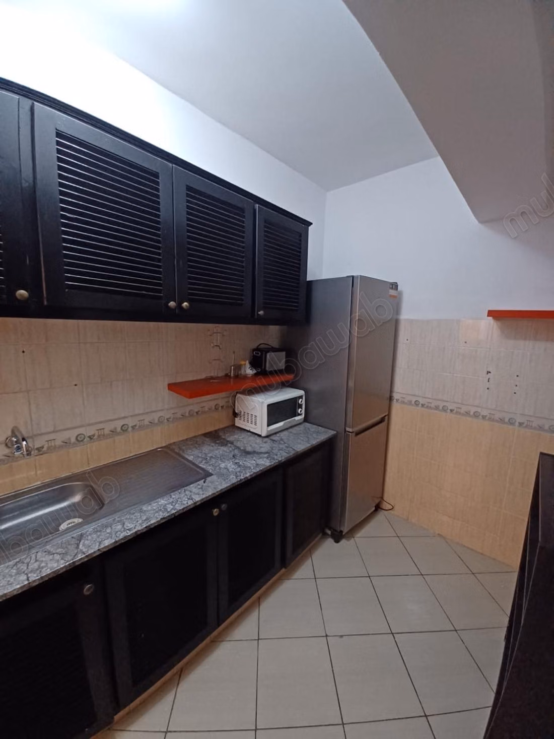 Bel appartement en location à Hay Alfadl. 
2 chambres agréables. 
Meublé