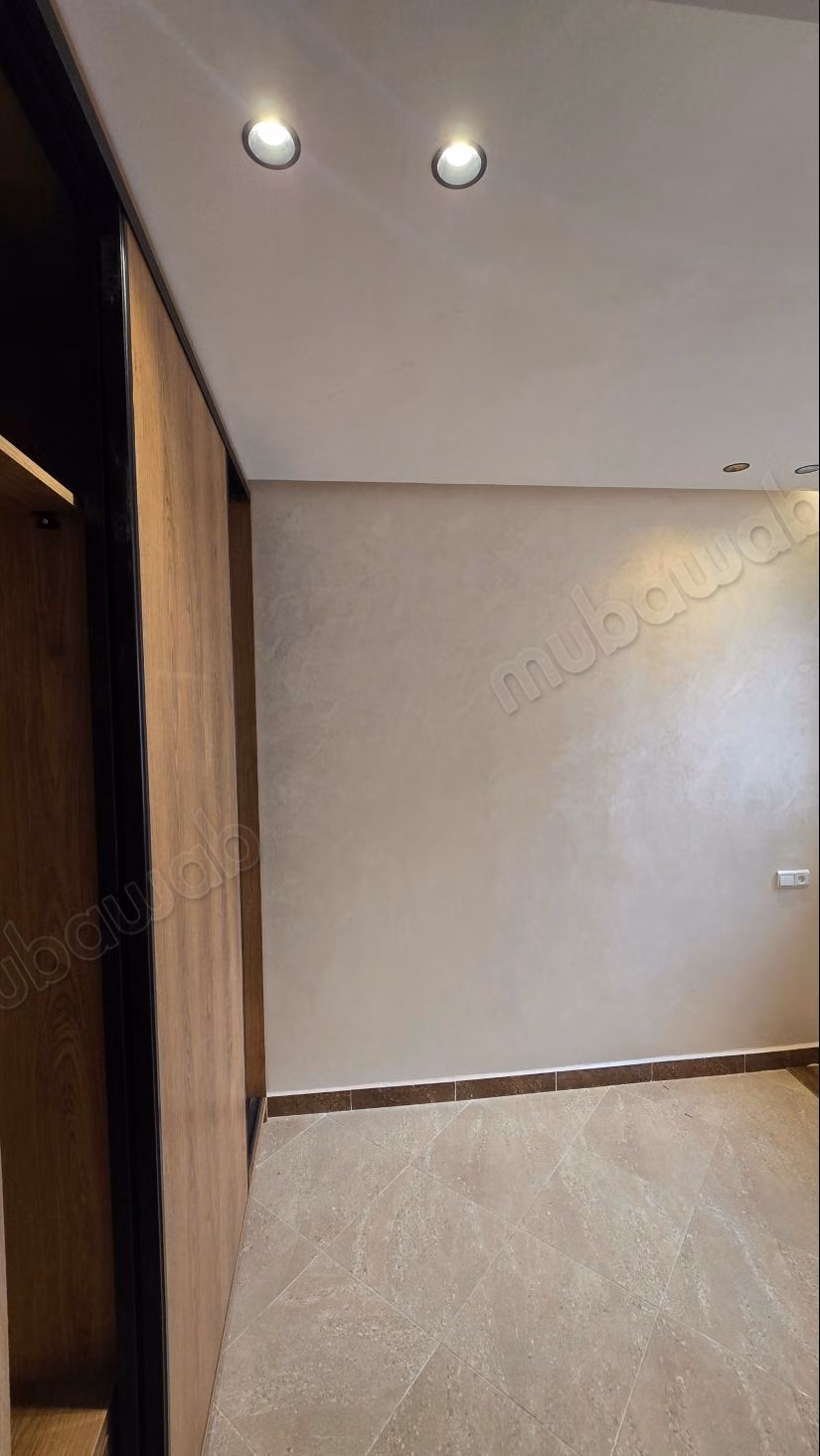 Bonito apartamento en venta en la Medina. Superficie 84 m². Servicio de conserjería disponible, sistema de aire acondicionado