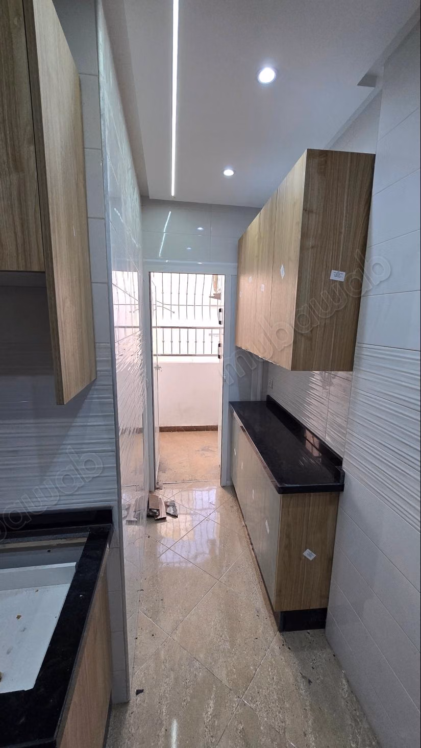 Bonito apartamento en venta en la Medina. Superficie 84 m². Servicio de conserjería disponible, sistema de aire acondicionado