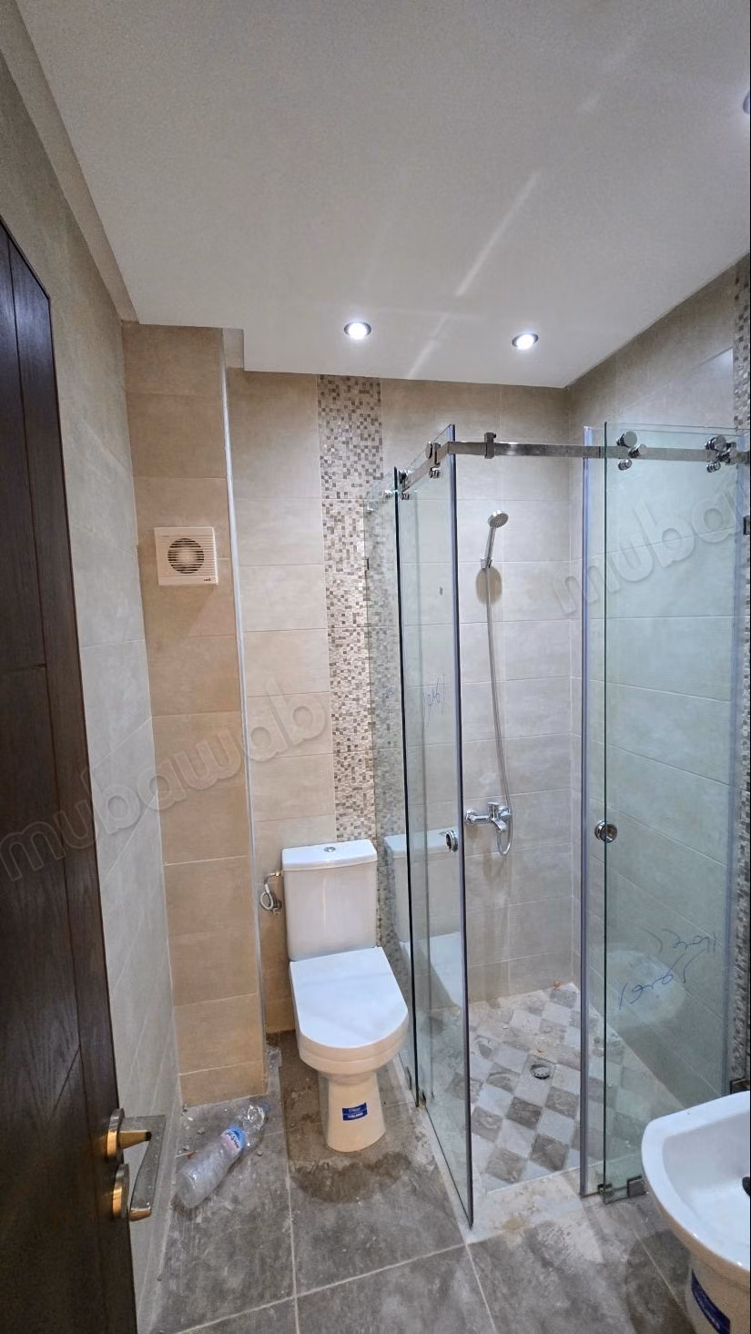 Bonito apartamento en venta en la Medina. Superficie 84 m². Servicio de conserjería disponible, sistema de aire acondicionado