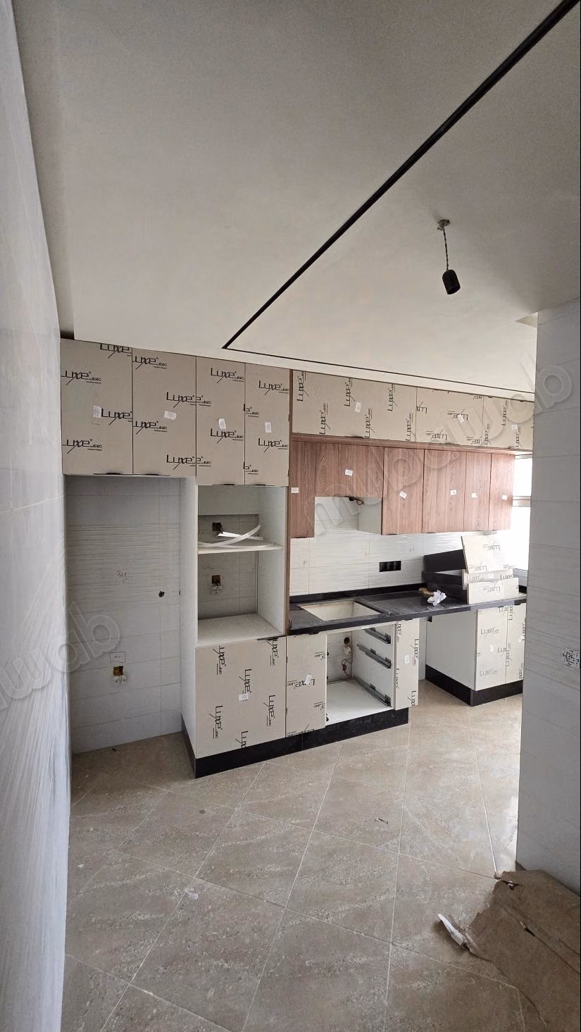 Venta de un bonito apartamento en Medina. Superficie total 100 m². Terraza y ascensor