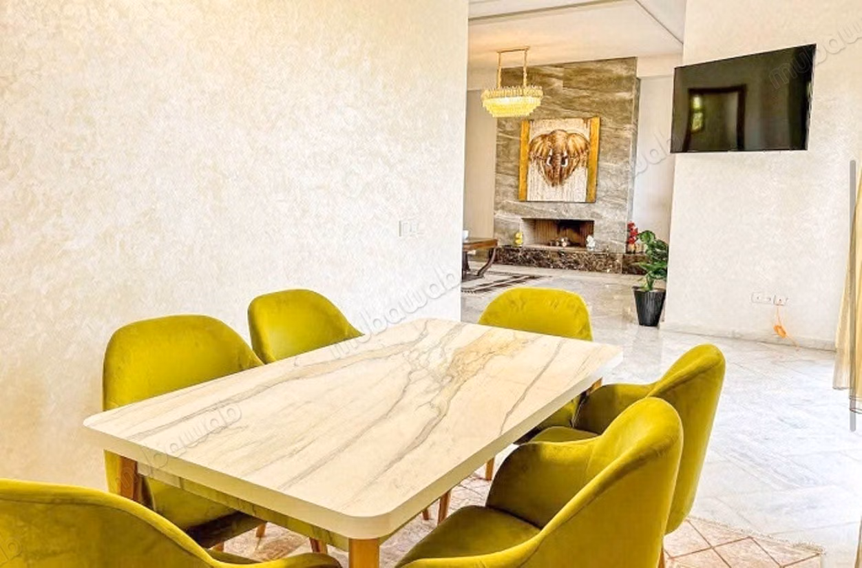 Villa en Venta con Piscina, Rooftop y Jacuzzi en Darb