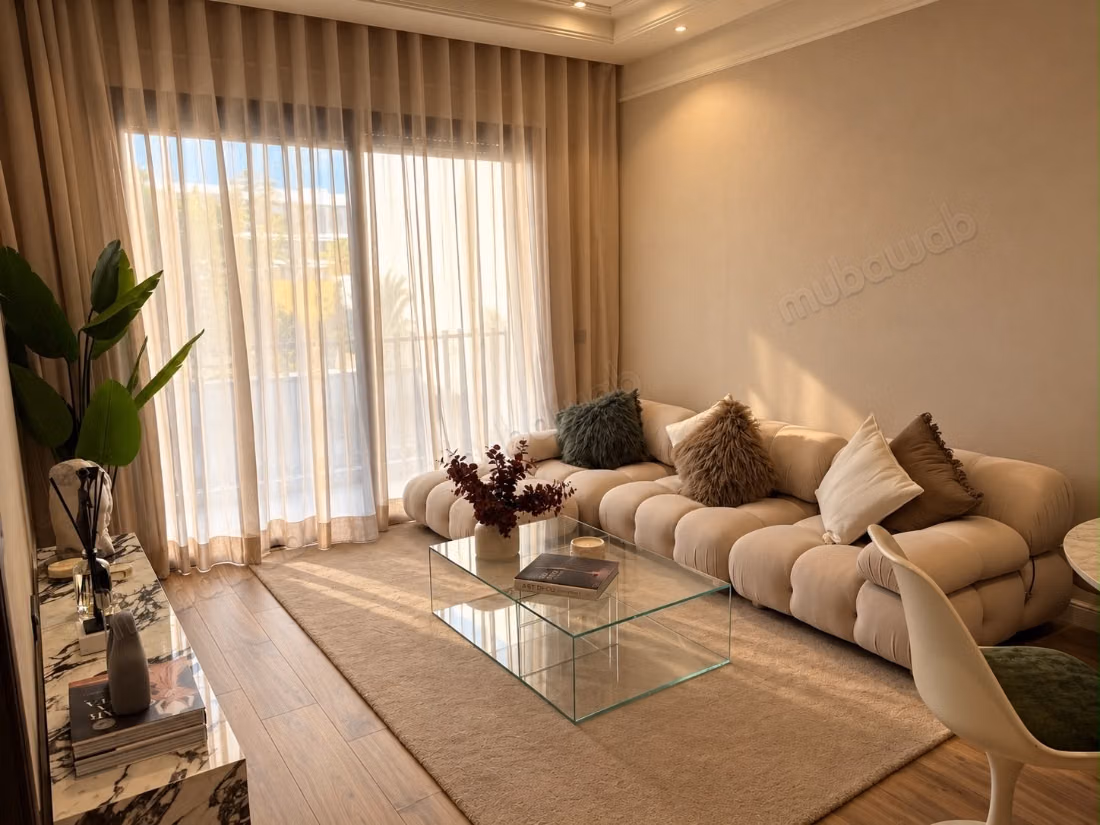 Bel appartement à vendre à Palmier.
Superficie 73 m².
Antenne parabolique et Porte blindée