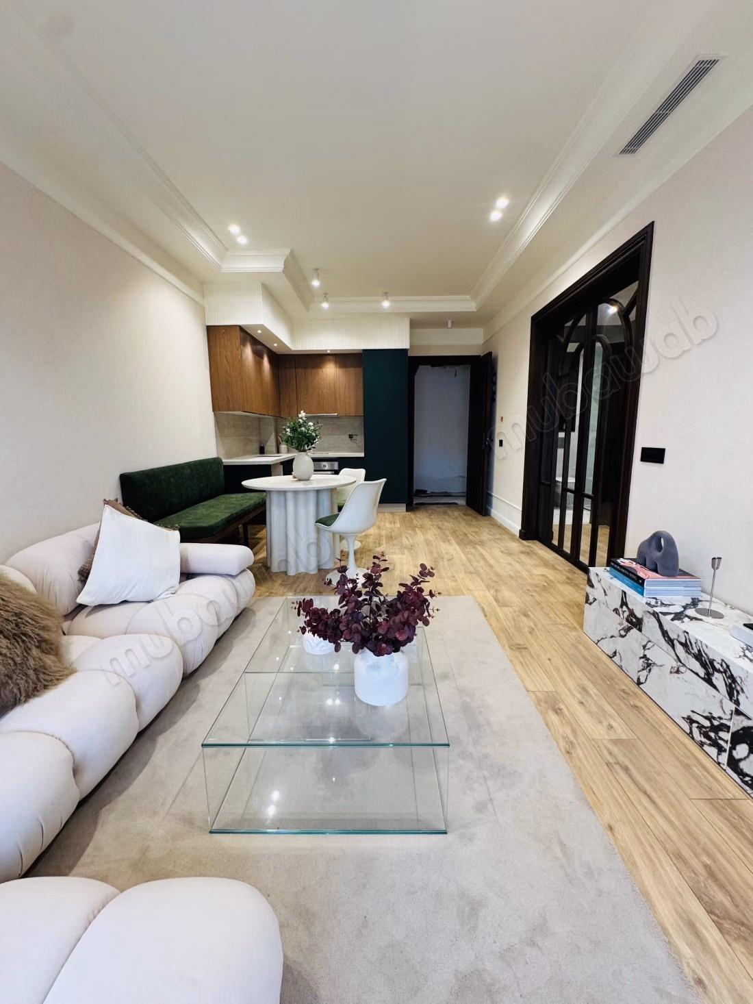 Bel appartement à vendre à Palmier.
Superficie 73 m².
Antenne parabolique et Porte blindée