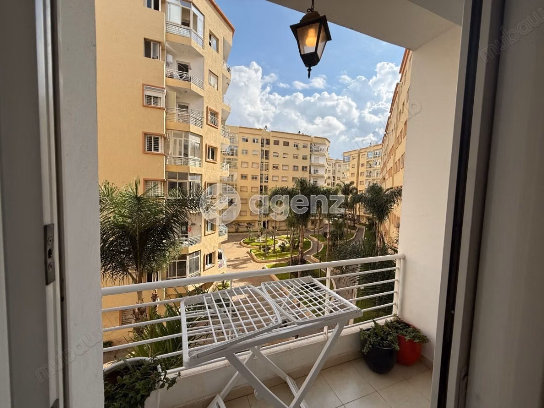Appartement à vendre 104 m², 3 chambres 
Oasis Casablanca