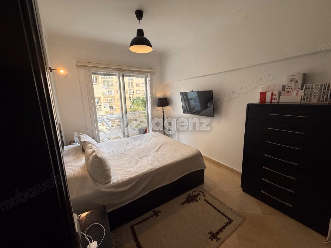 Appartement à vendre 104 m², 3 chambres 
Oasis Casablanca