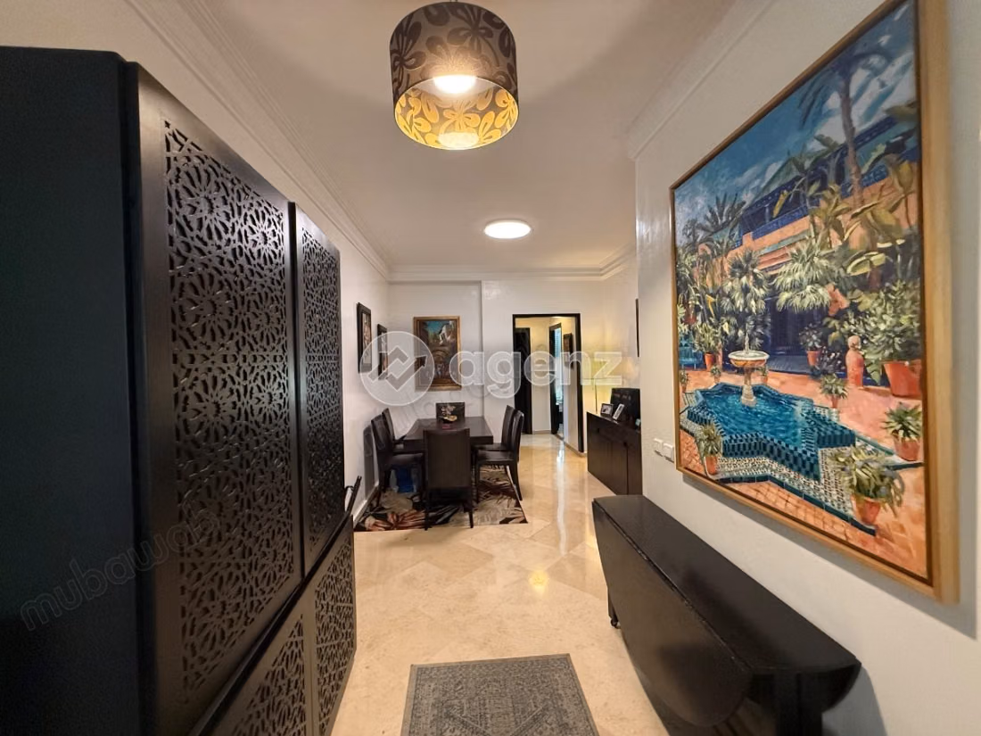 Appartement à vendre 104 m², 3 chambres 
Oasis Casablanca