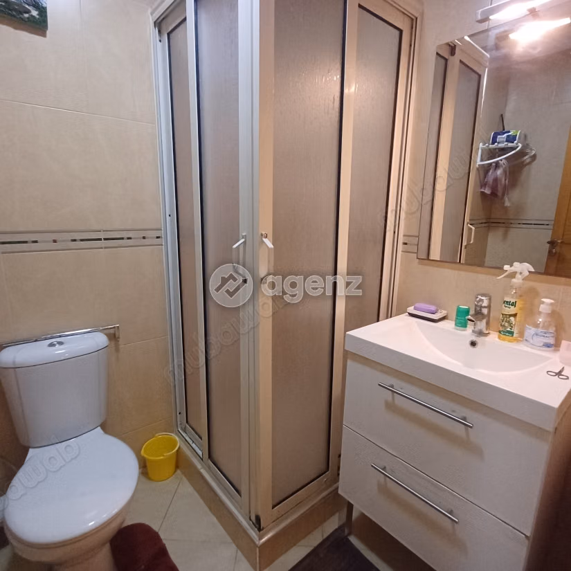 Appartement à vendre 163 m², 3 chambres 
Val Fleurie 
Casablanca
