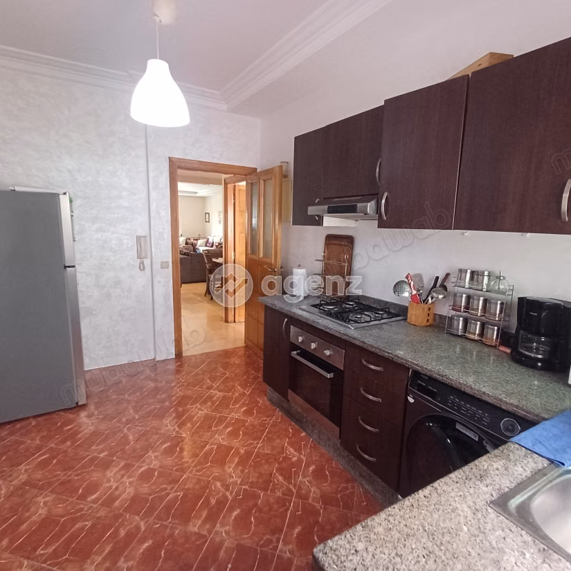 Appartement à louer 163 m², 3 chambres 
Val Fleurie 
Casablanca