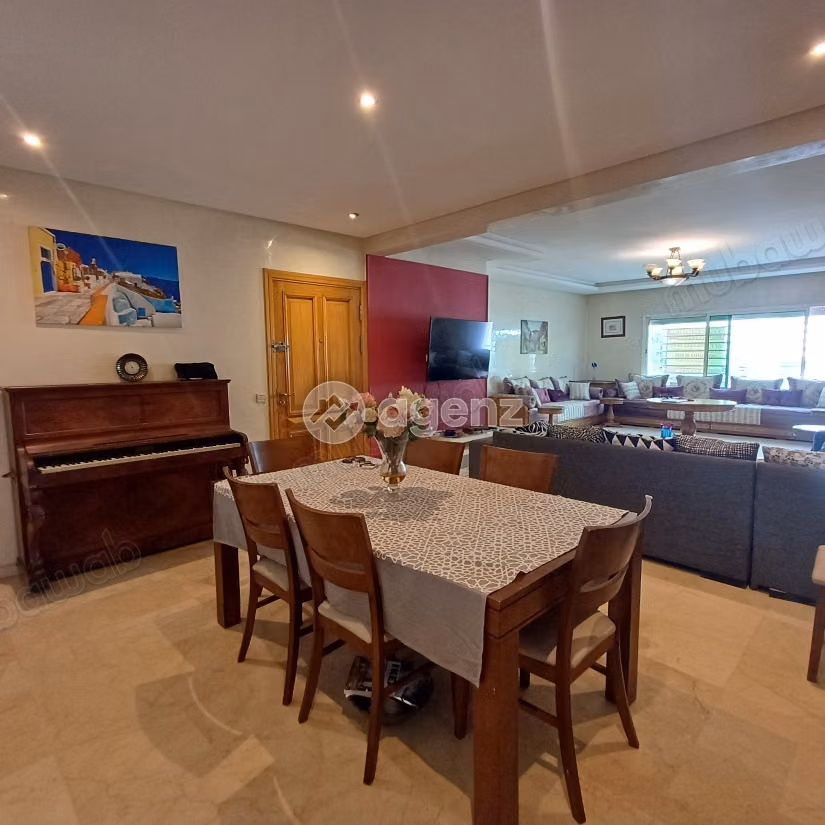 Appartement à louer 163 m², 3 chambres 
Val Fleurie 
Casablanca