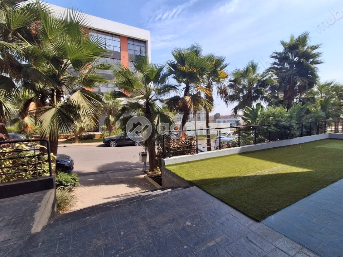 Bureau à louer 47 m² 
Lissasfa 
Casablanca