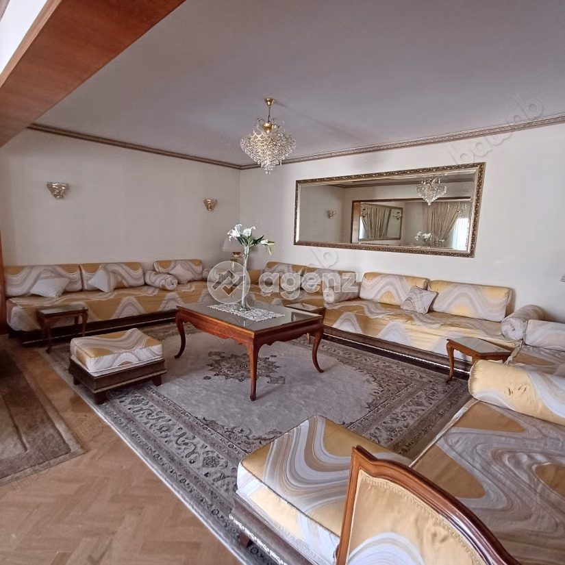 Appartement à vendre 290 m², 4 chambres 
Maârif Casablanca