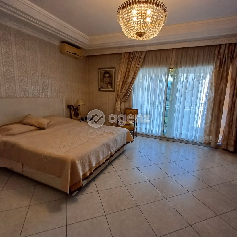 Appartement à vendre 290 m², 4 chambres 
Maârif Casablanca