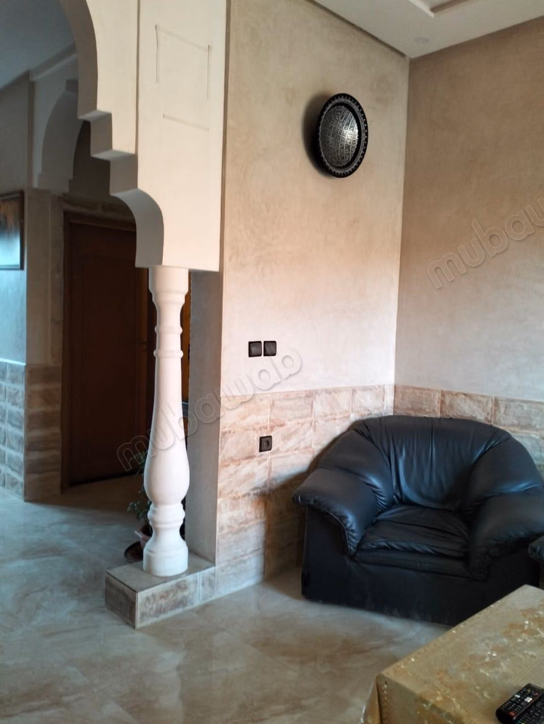 Maison à louer à Route de l'Ourika. 
3 chambres agréables. 
Bien meublé
