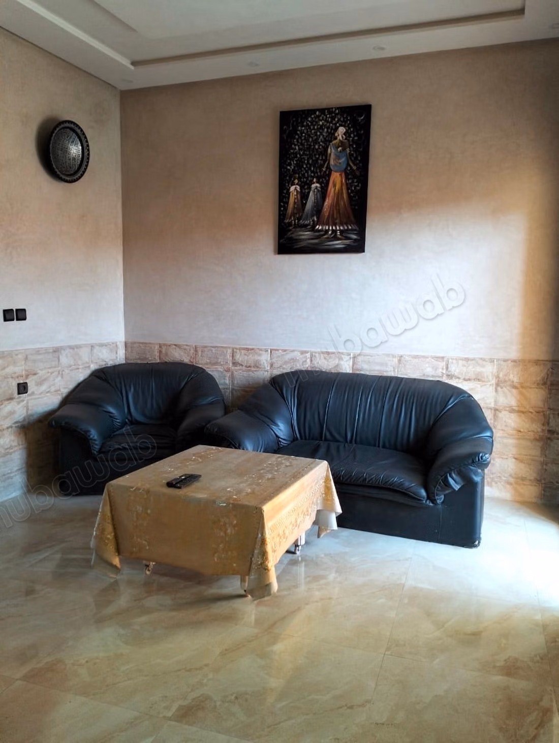 Maison à louer à Route de l'Ourika. 
3 chambres agréables. 
Bien meublé