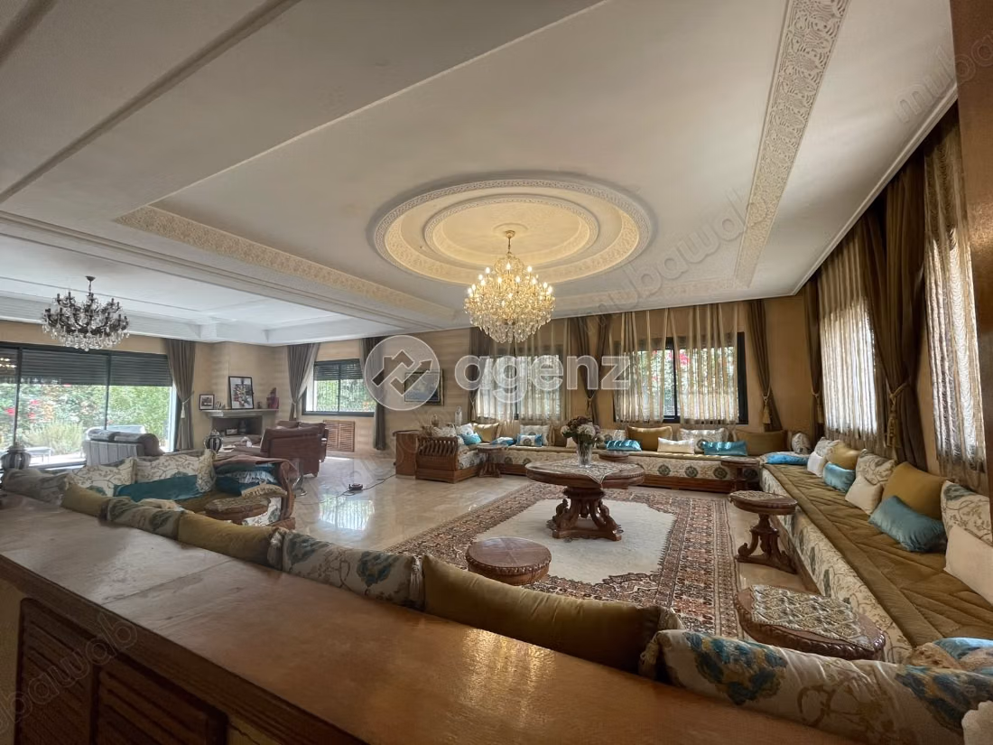 Villa à vendre 100 m², 4 chambres 
Aéroport Mohammed V 
Bouskoura