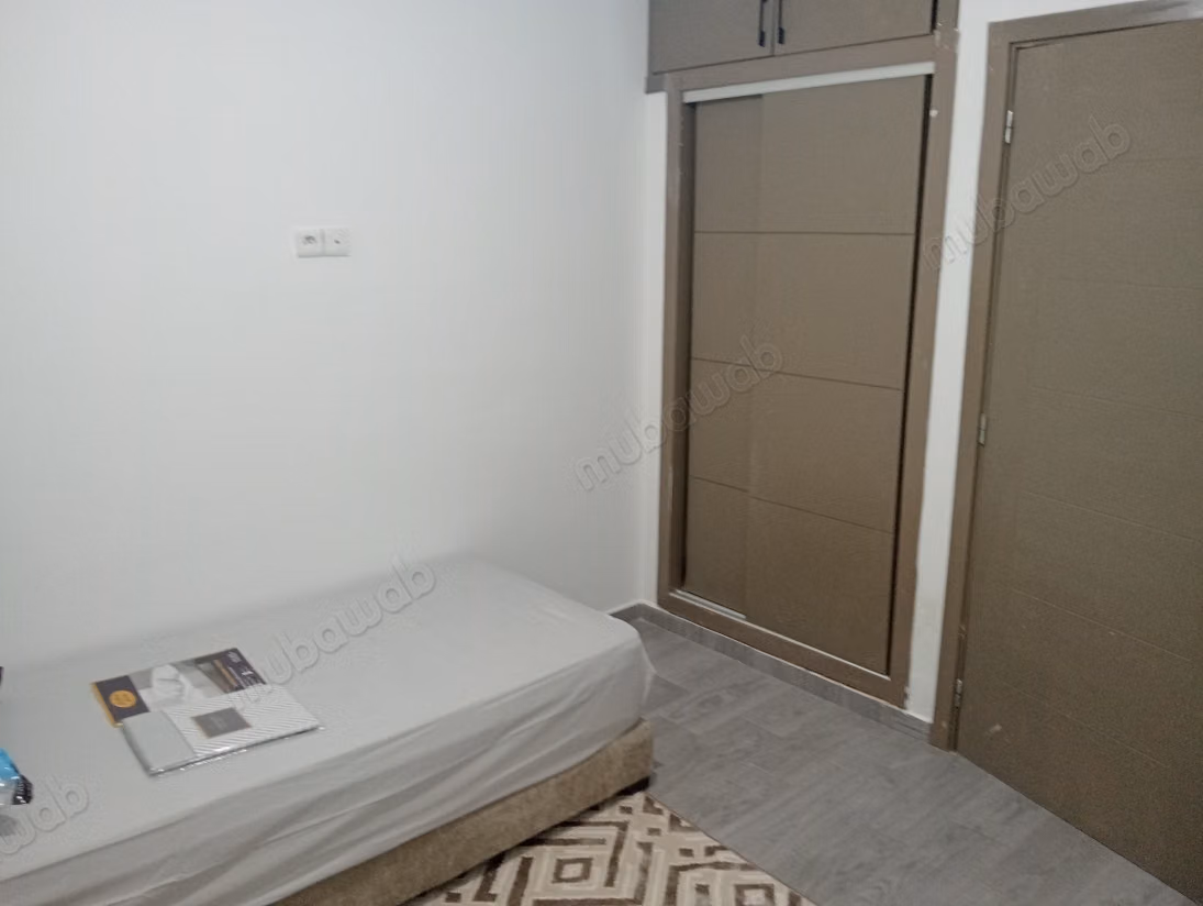 Impresionante apartamento en alquiler en Hay Mabrouka. 2 habitaciones agradables. Bien amueblado