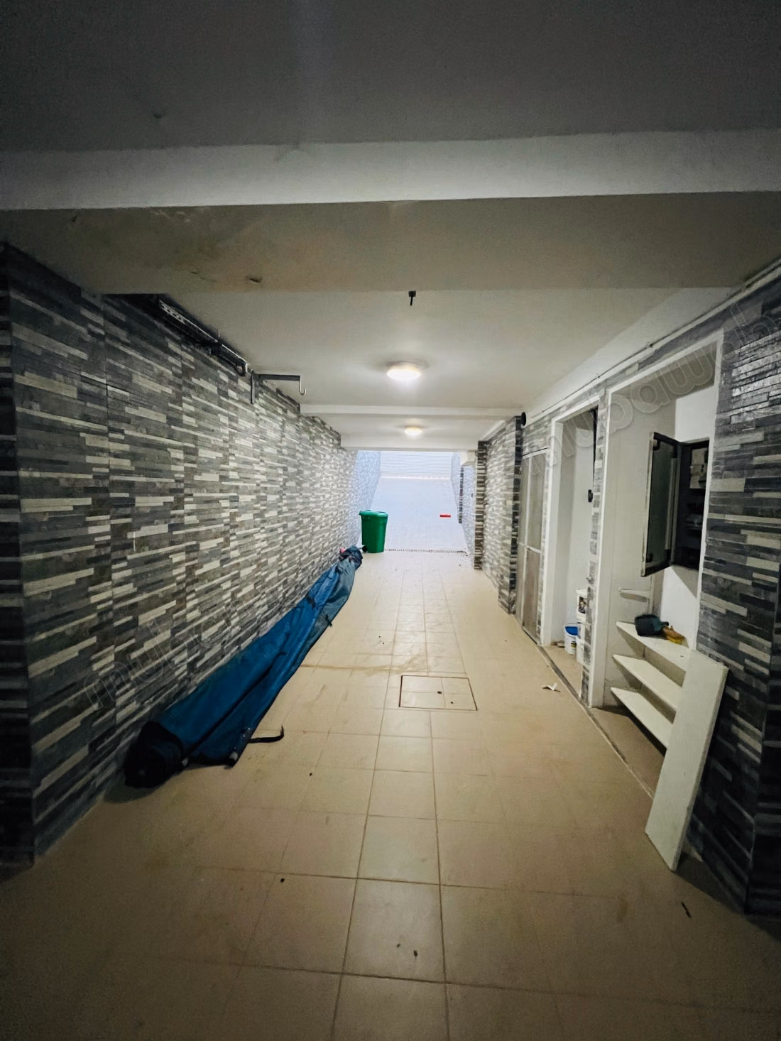Casa de alto standing en venta en Dar Bouazza. 2 grandes habitaciones. Amueblado