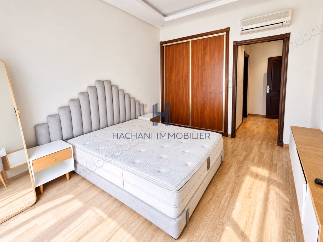 Superbe appartement à louer à Bourgogne Ouest. 
4 pièces confortables. 
Meublé