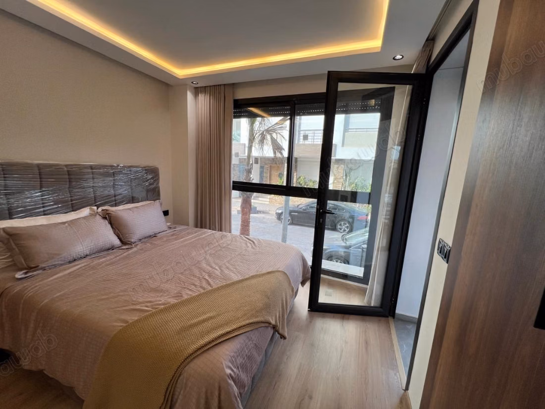 Studio meublé neuf à louer à oasis