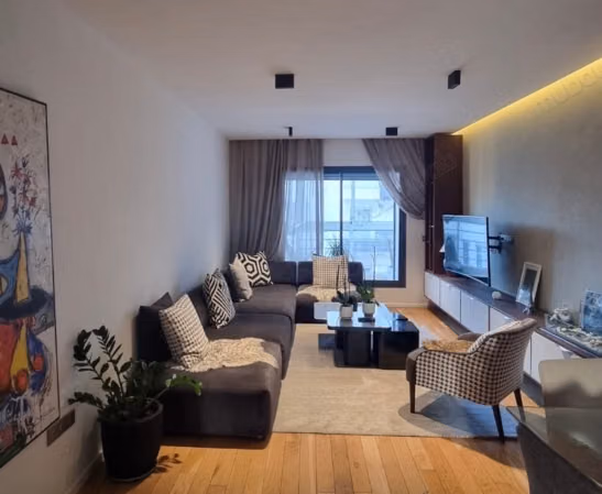Superbe appartement à louer à Racine. 3 pièces confortables. Meublé